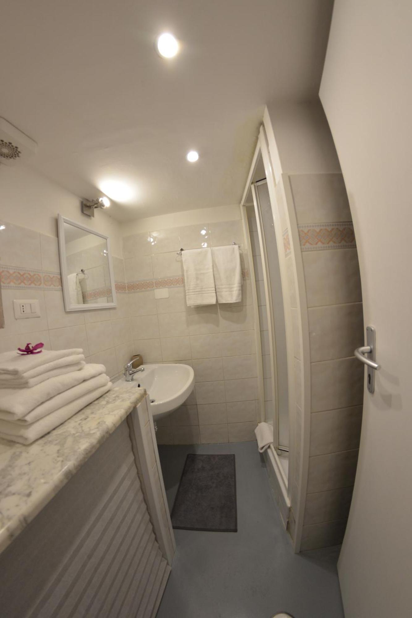 Charme De Rome Vatican Apartment Roma Exterior foto